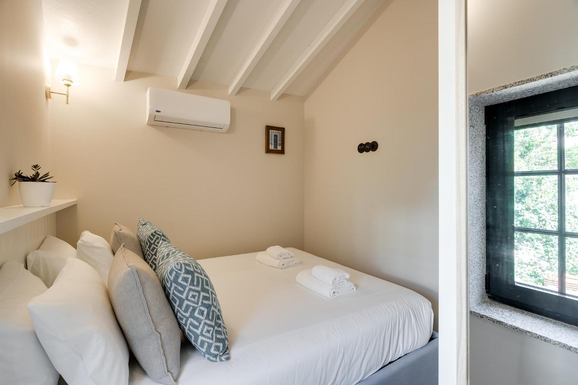 Figueiroa Four By Da'home Pousada Porto